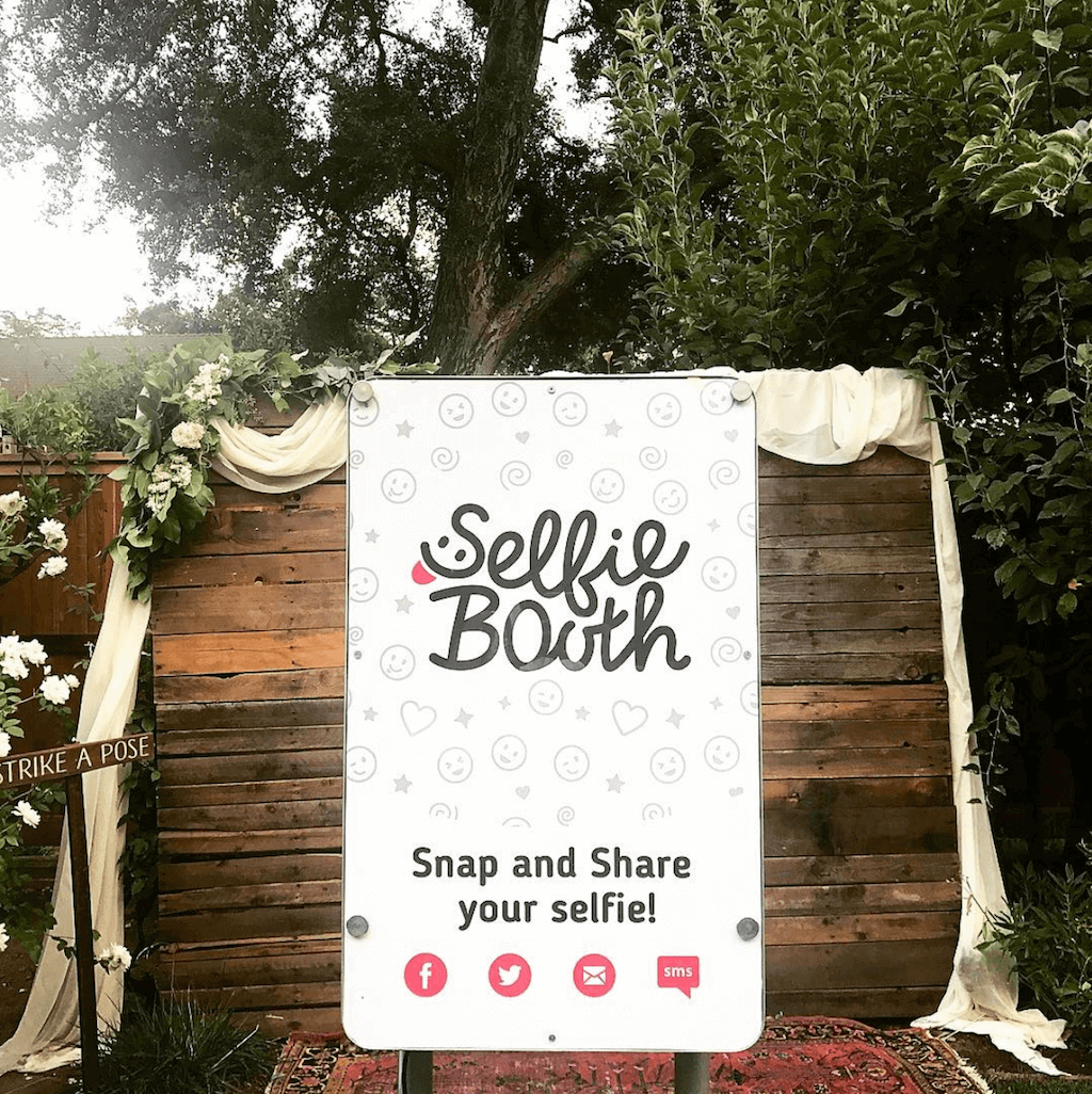 Acquire the Best Photo Booth Rentals in San Antonio – Selfie Booth Co.